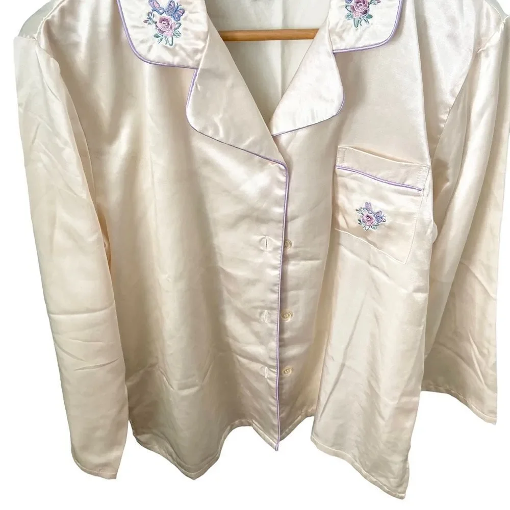 Anthony Richards Embroidered Pajama Set in Size Medium